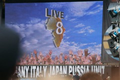 Live8-0017-700